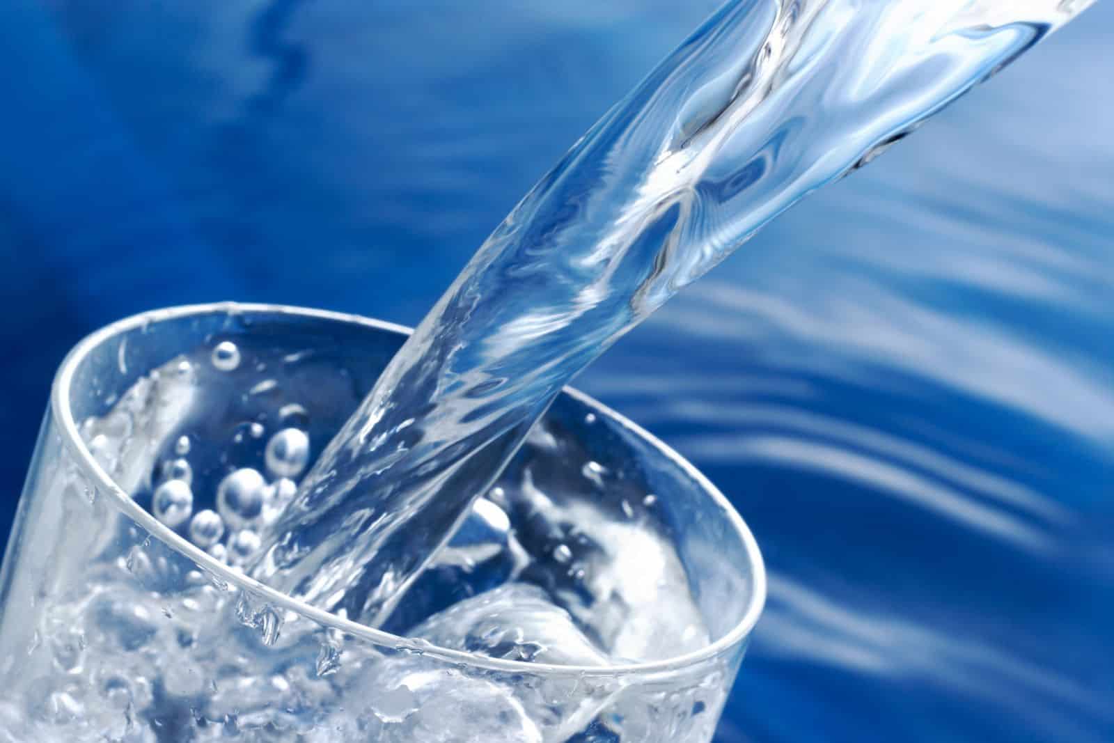 Kiểm soát lượng nước uống trong điều trị bàng quang tăng hoạt